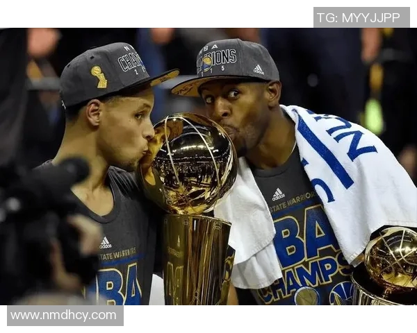 五年对比：库里数据全面进化！